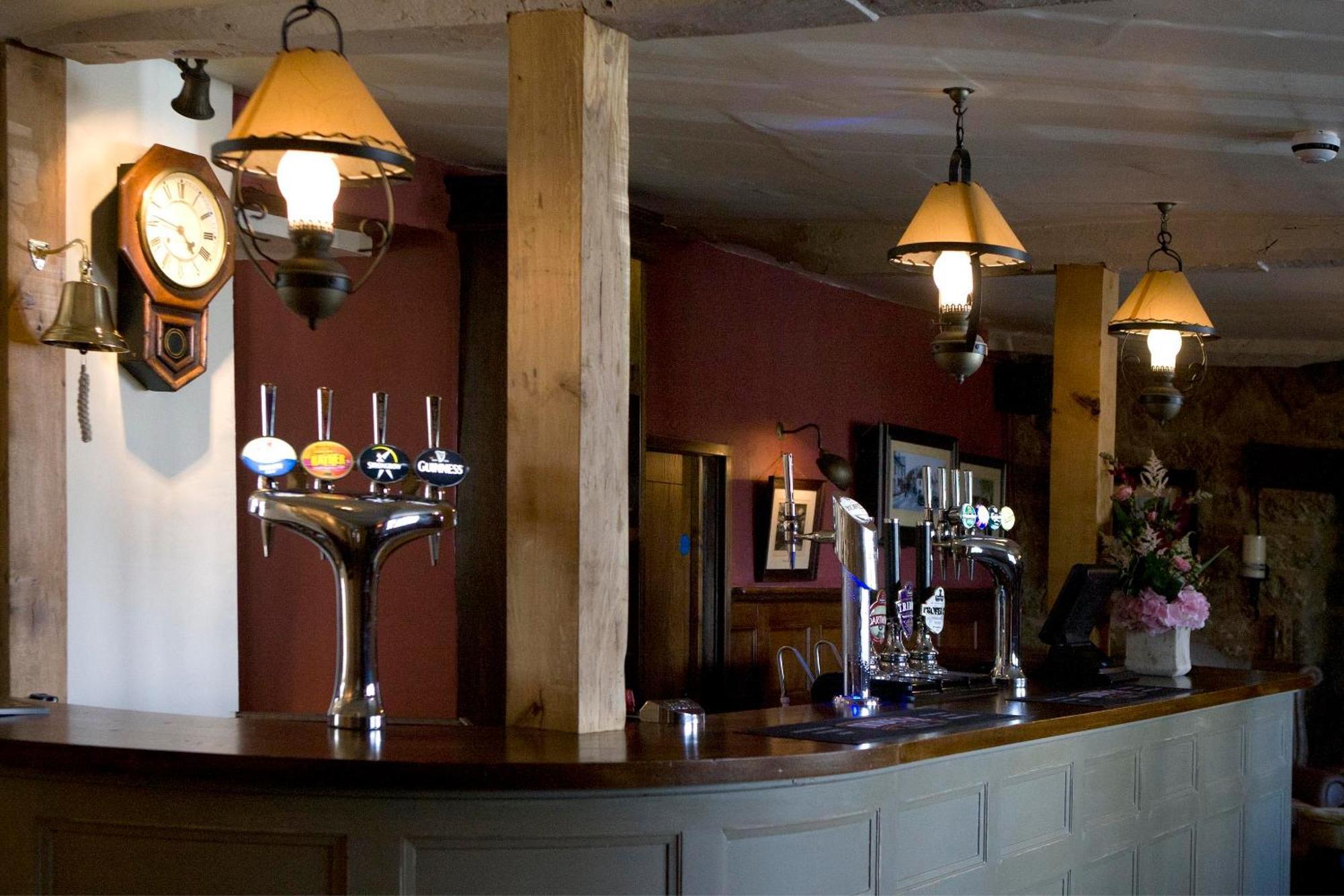 The Three Crowns Hotell Chagford Exteriör bild The bar at The Old Mill
